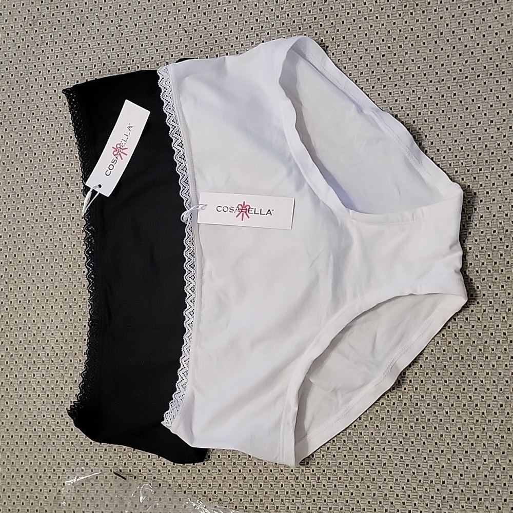 NWT COSABELLA Lorena Hotpant w/out Bow- Size:S- available in Black or White